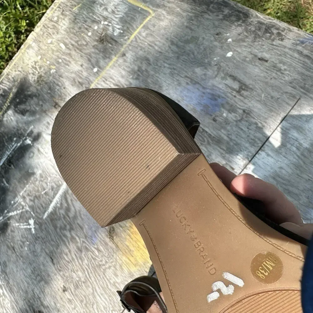 Lucky Brand lining inside